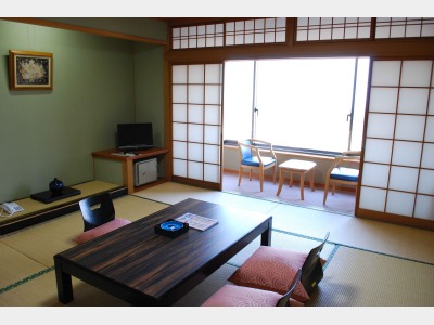 客室一例（大地館和室）