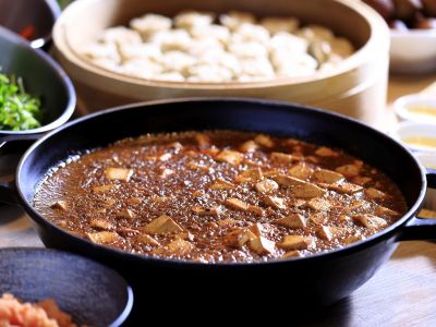 朝食ビュッフェ　麻婆豆腐