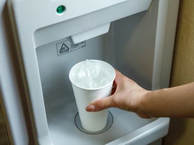 館内設備（製氷機）