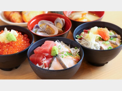 【朝食一例】海鮮丼 ※イメージ