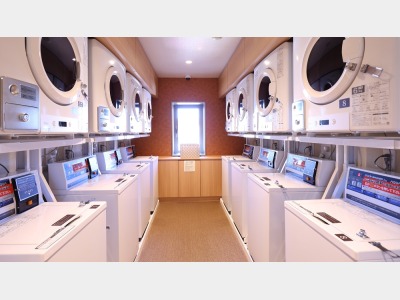 ◇7階　ランドリー　8台　※洗濯機無料、乾燥機有料