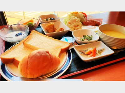 朝食バイキング（洋食盛付）