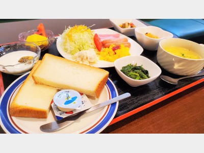 朝食バイキング（洋食盛付）