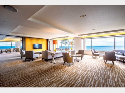 クラブフロア 専用ラウンジ