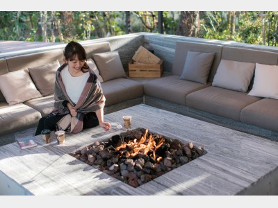 [THE LIVING GARDEN]焚火のリビング イメージ