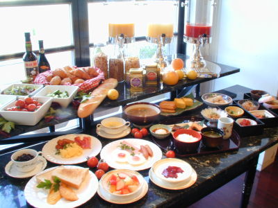 朝食イメージ（和・洋バイキン）