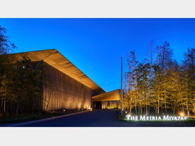 ホテルエントランス