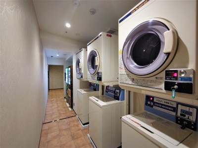 ２Ｆ　コインランドリー