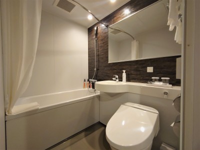 ツインルーム（8-11F)ユニットバス