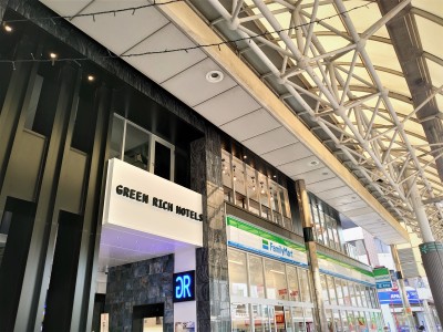 ホテル入口（アーケード側）