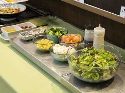 【施設】ビュッフェメニュー例（サラダ）