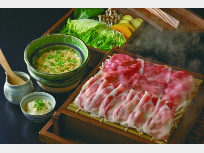 黒酢で味わう和牛と黒豚の天地蒸し会席　味覚/イメージ