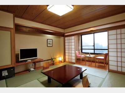 客室一例（東館　和室）