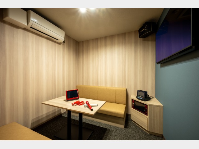 ザ・パルス霧島 カラオケ（有料）