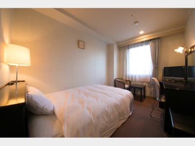 シングル客室一例