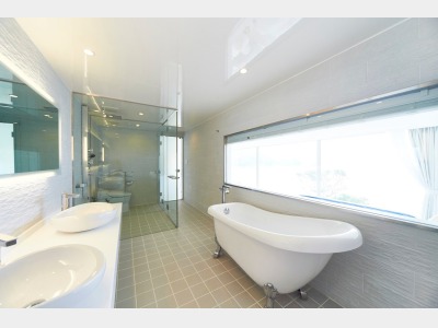 デラックス客室バスルーム