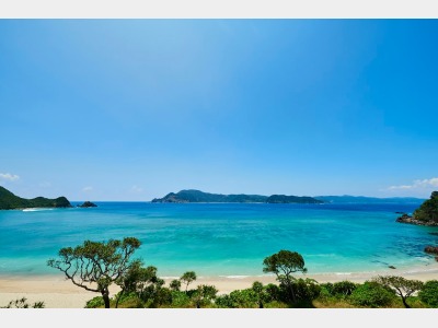 ホテル前ビーチ