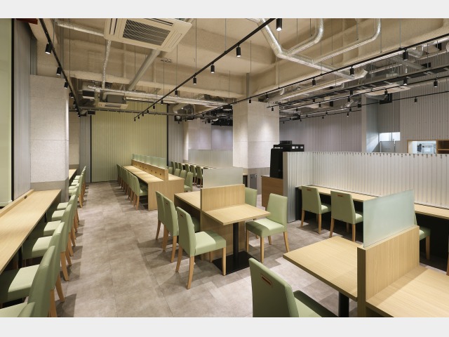 Ｈｏｔｅｌ　Ｙｕｉ－ｎｅｓｓ－Ａｍａｍｉ　マリンタウン 1階　レストラン