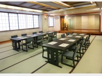 ����t�����i���j