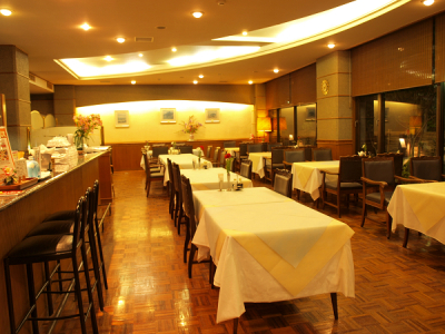 レストラン