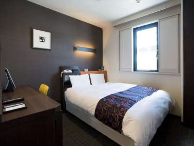 スタンダードクイーン