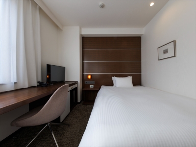 【スタンダードダブル（北館）16㎡】 ビジネスはもちろん観光にも使いやすいお部屋