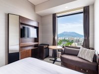 �q�����i�_�u���j