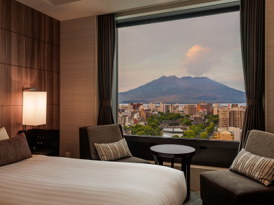 部屋から望む雄大な桜島