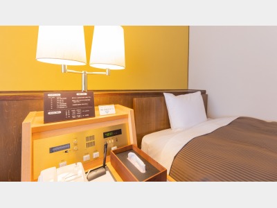 客室：プレミアムツイン／記念日や特別なひと時をお過ごしいただけます＜一例＞