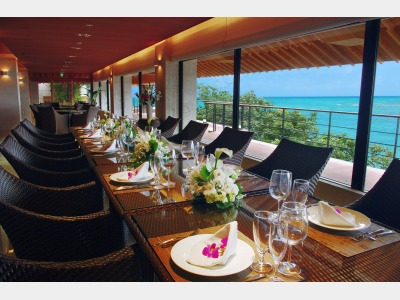 ダイニングレストラン甘露