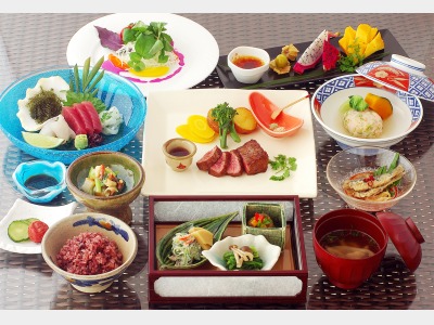 昼食一例　（７０００円）