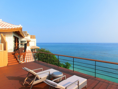 客室一例　白陰の間（スイート／和室 テラス）