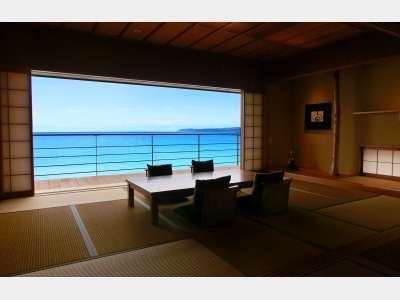 客室一例　白陰の間（スイート／和室）