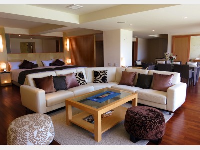 客室一例　湛水の間（スイート／和洋室）