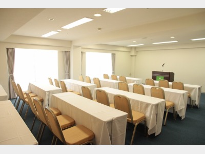 ブーゲンビレア 会議室