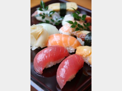 食事イメージ　四季折々の食材と彩