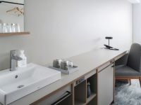 �y�։��z�X�^���_�[�h���[���i�q�����j