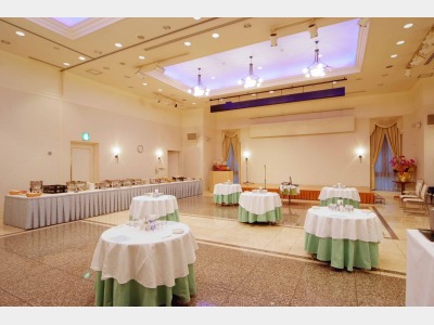 立食パーティー会場「パレスコート」最大130人収容可能