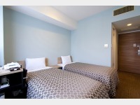 �C�[�X�g�^���[�b�X�^���_�[�h�c�C��