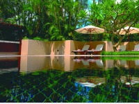 �A�E�g�h�A�v�[��