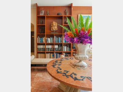 ロビーライブラリー