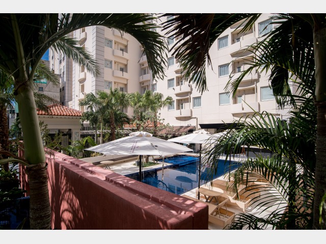 ���O�v�[��