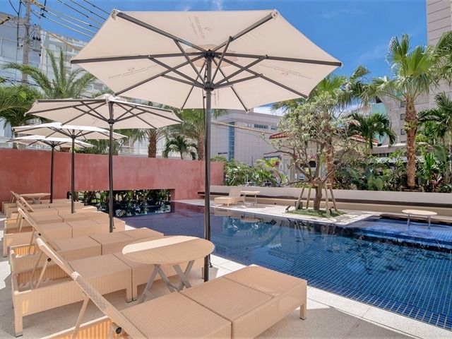 ���O�v�[��