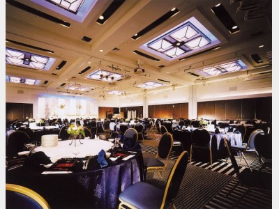 大宴会場「彩海」