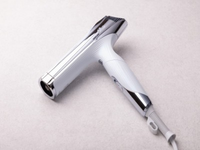 【クラブデラックスツイン｜ドライヤー】髪まで潤う滞在を。ReFa BEAUTECH DRYERのドライヤーを導入