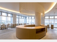 ���X�g�����b���Ȃ���Dinning