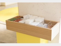 �A���j�e�B�{�b�N�X