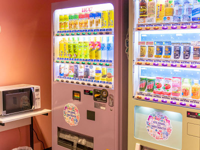 自動販売機（7F）