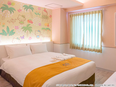 ハローキティ　キャラクターダブル（デザイン：オキナワビーチ）