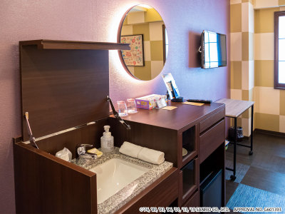 ハローキティ　キャラクターツイン（デザイン：琉球）